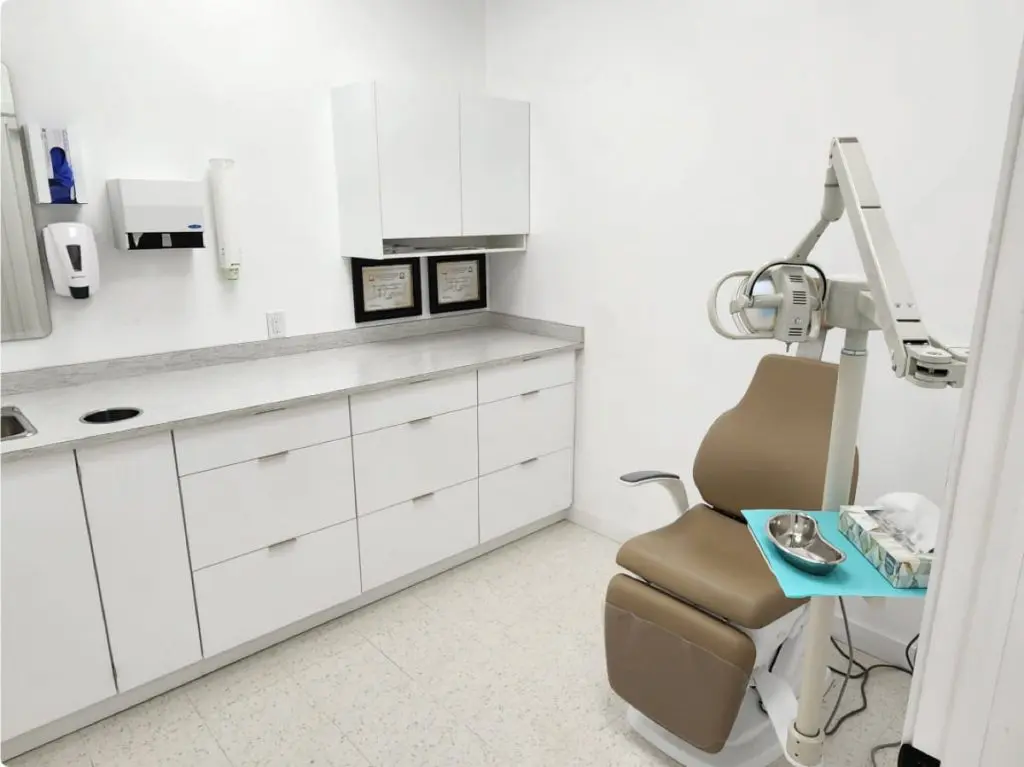 Fit Right Denture Clinic Fredricton, NB