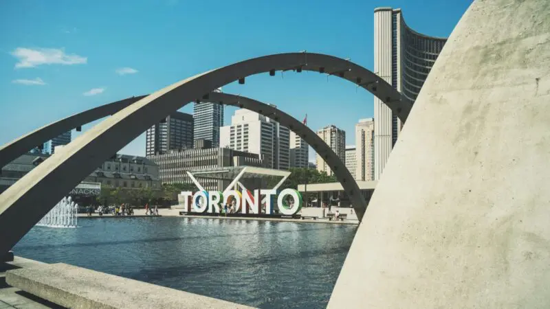 Toronto, ON photo by Scott Webb