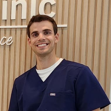 Alex McMinniman, DD Denturist