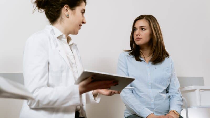 Expecting mother concerned about oral health during pregnancy